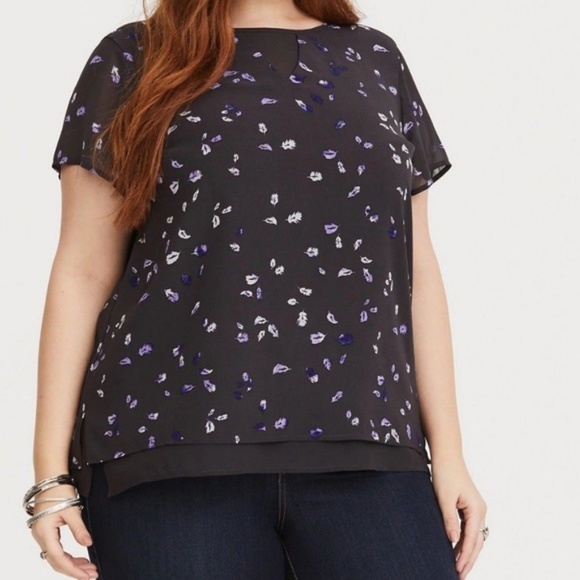 torrid Tops - NWT Torrid Grey & Purple Feather Chiffon Blouse